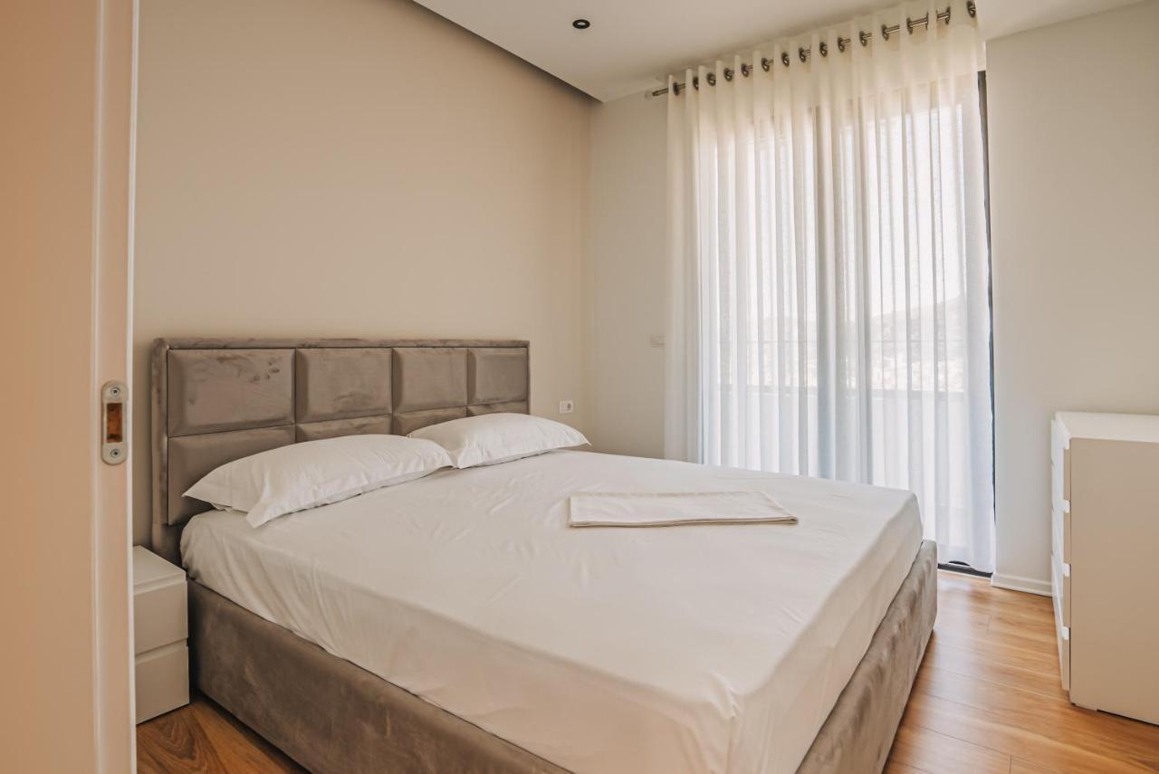 Jd Luxury Apartments Vlore Luaran gambar