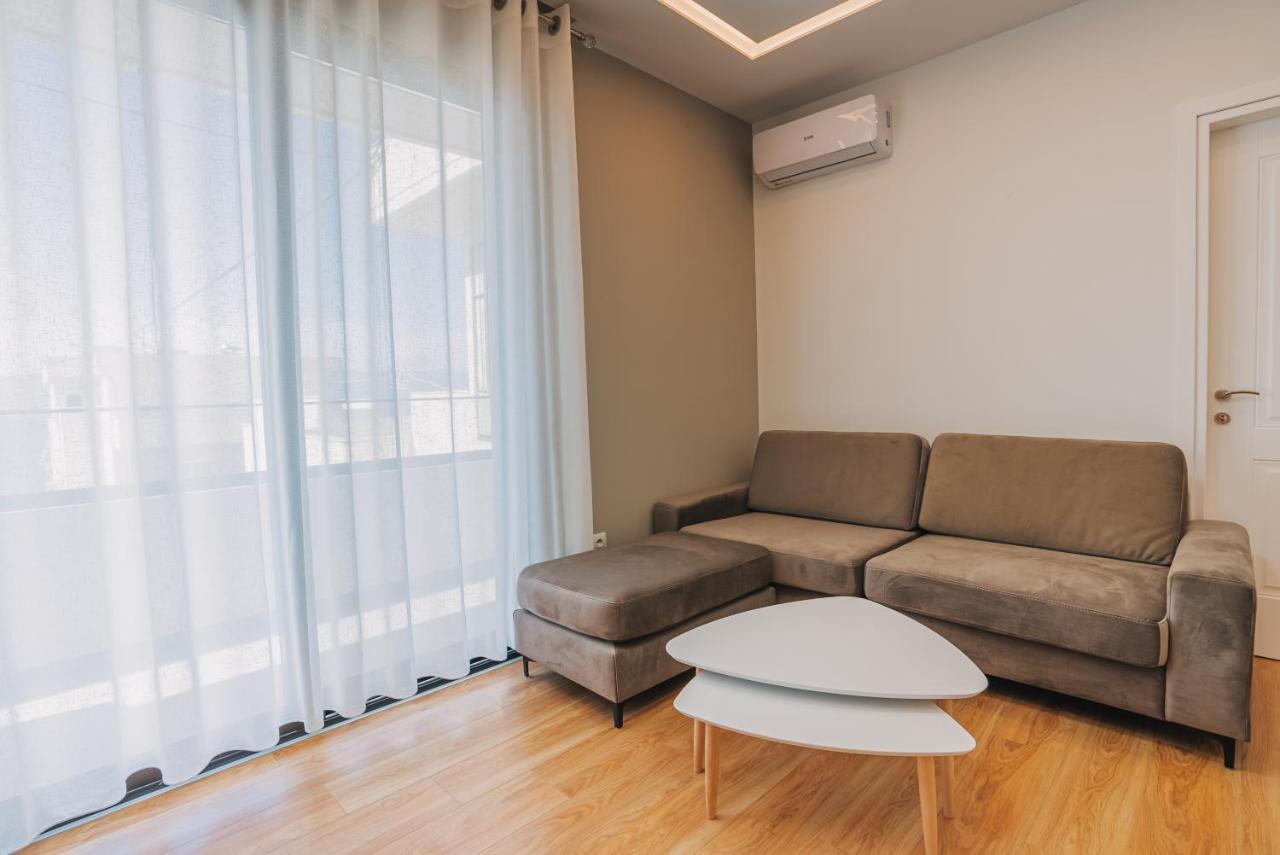 Jd Luxury Apartments Vlore Luaran gambar
