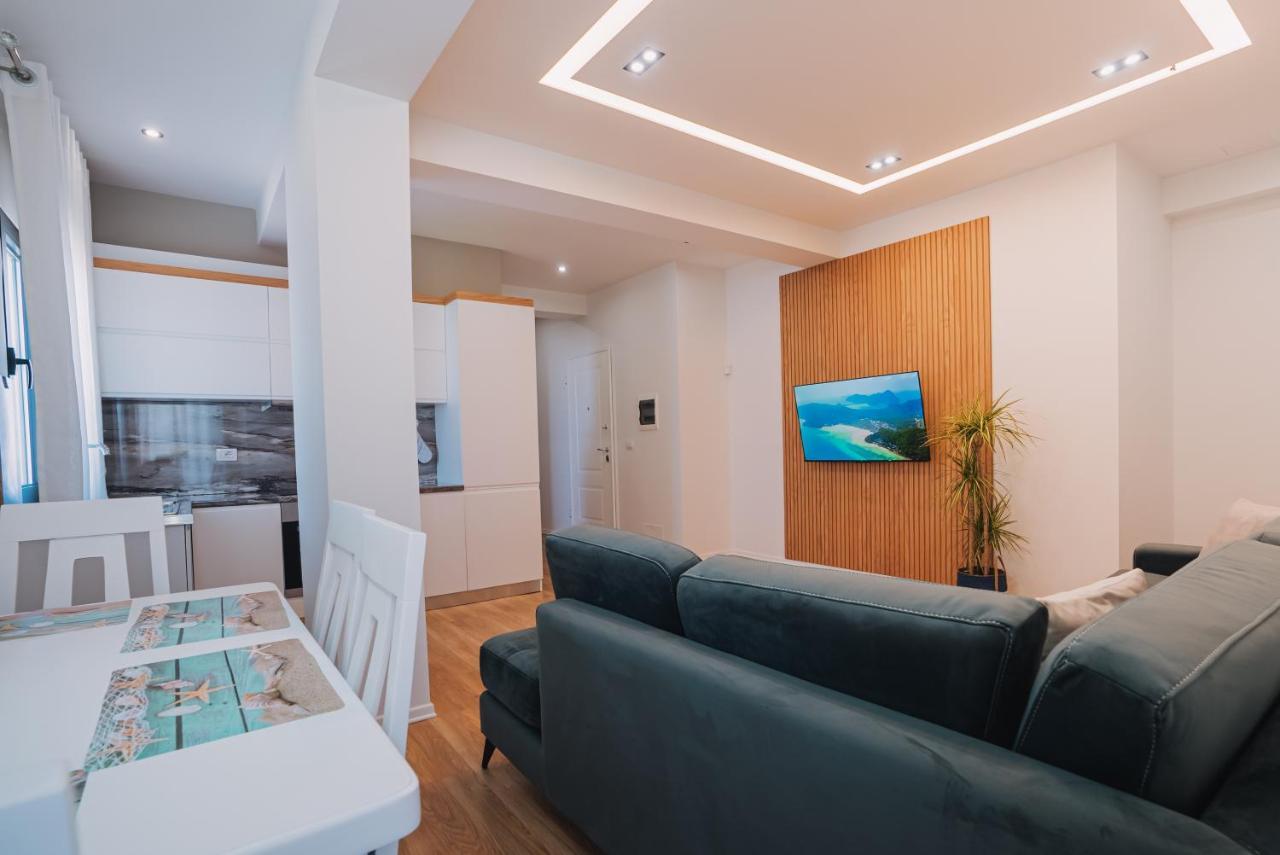 Jd Luxury Apartments Vlore Luaran gambar