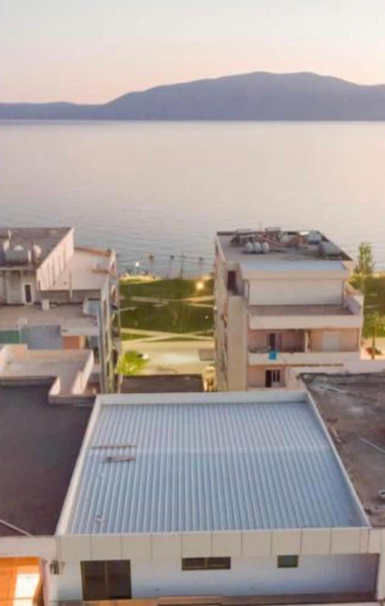 Jd Luxury Apartments Vlore Luaran gambar